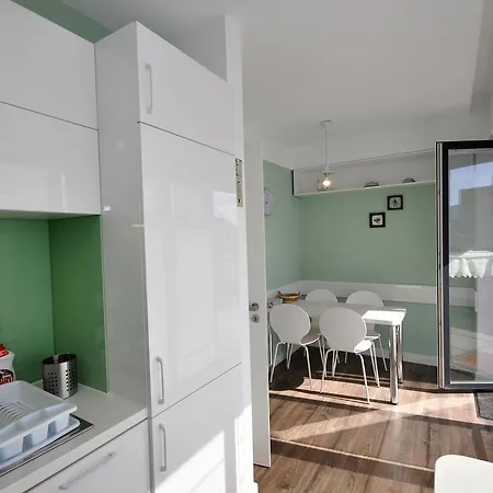 Апартаменти Raisa Penthouse Holidays Брашов