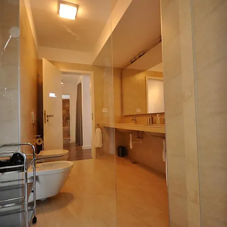 Апартаменти Raisa Penthouse Holidays