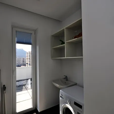 Апартаменти Raisa Penthouse Holidays Брашов