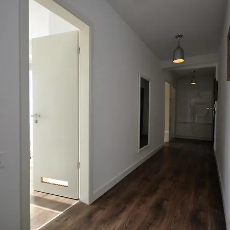 Raisa Penthouse Holidays Апартаменти Брашов