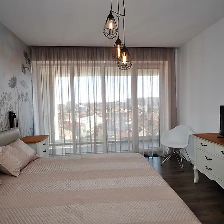 Raisa Penthouse Holidays Апартаменти *