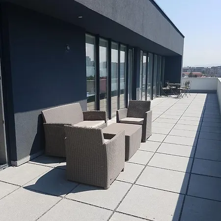 Апартаменти Raisa Penthouse Holidays